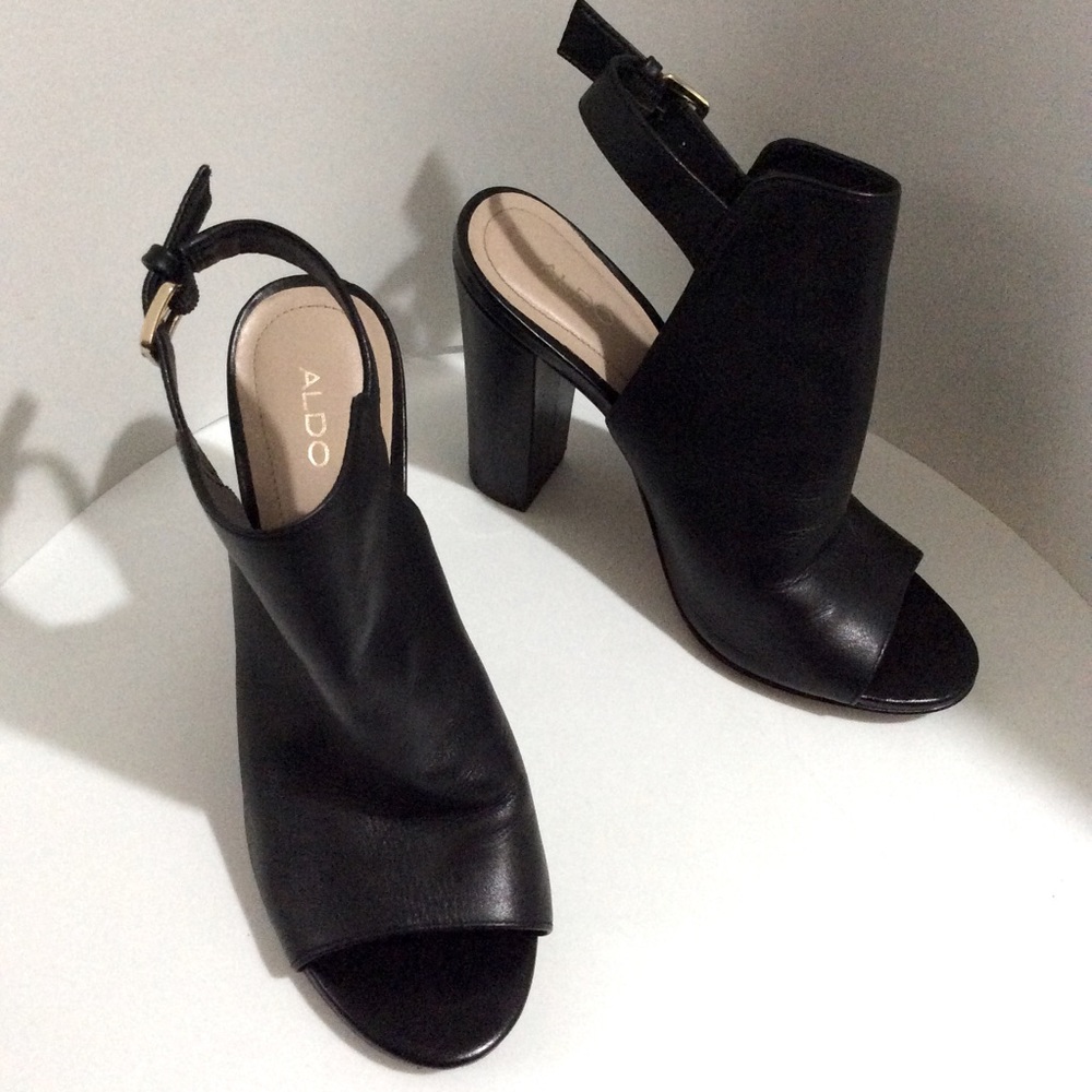 Aldo leather heeled sandals made in Brazil 🇧🇷 - Picture 2 of 10